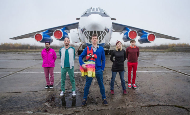 OK Go – Upside Down & Inside Out
