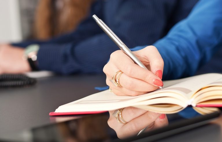 Profesores UNIAT – Entrevista a Tania Mariscal